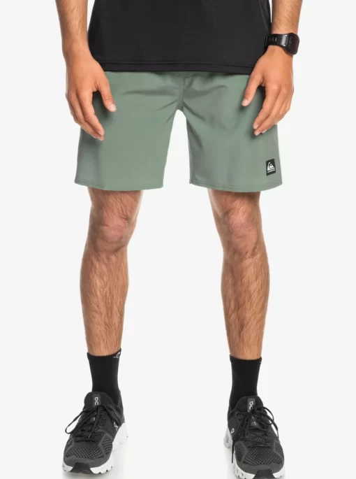 Mens Quiksilver Boardshorts | Omni 17" Training Shorts