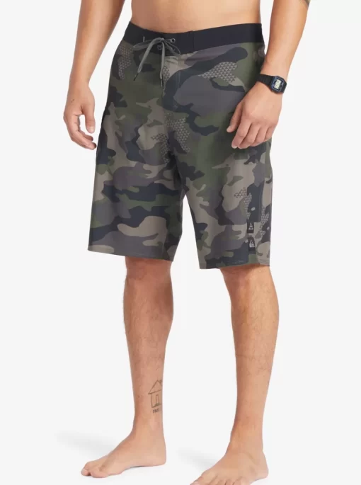 Mens Quiksilver Shorts & Amphibians | Surfsilk Hawaii Camo 21 21" Boardshorts