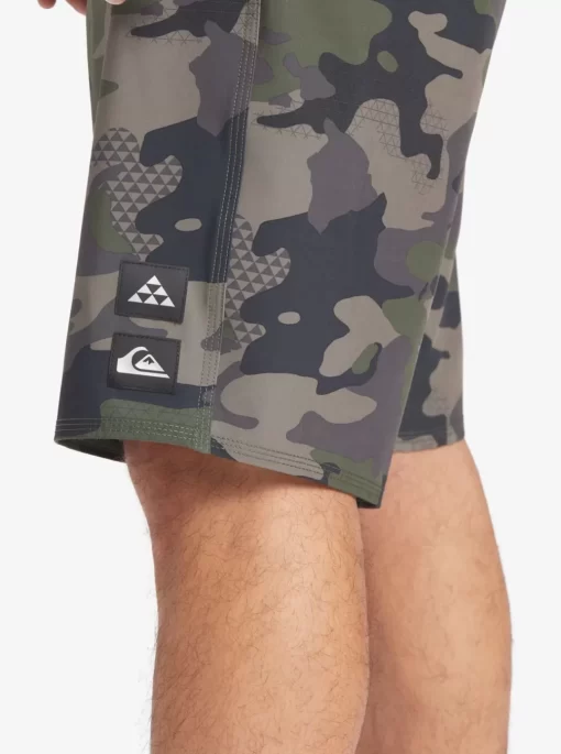 Mens Quiksilver Shorts & Amphibians | Surfsilk Hawaii Camo 21 21" Boardshorts