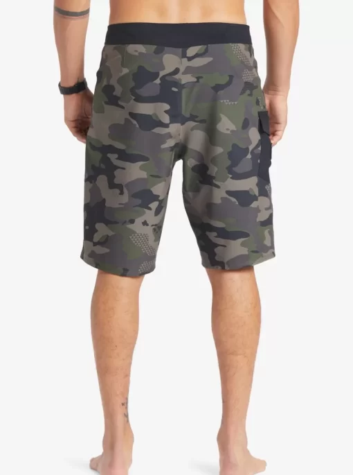 Mens Quiksilver Shorts & Amphibians | Surfsilk Hawaii Camo 21 21" Boardshorts