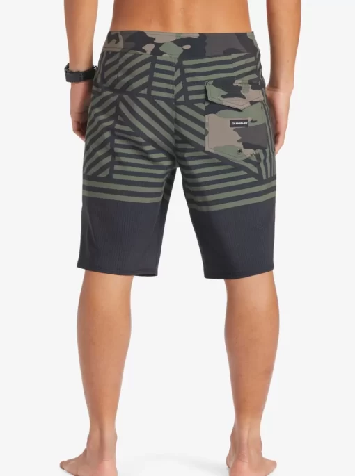 Mens Quiksilver Boardshorts | Surfsilk Hawaii Flag 20 20" Boardshorts