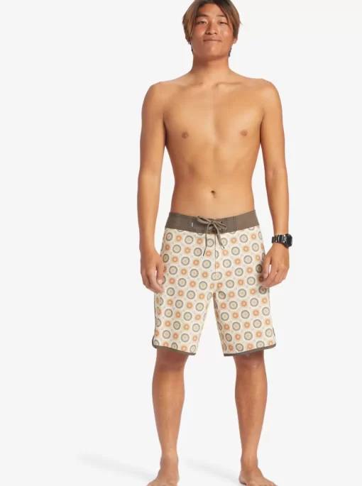 Mens Quiksilver Boardshorts | Surfsilk Scallop 19" Boardshorts